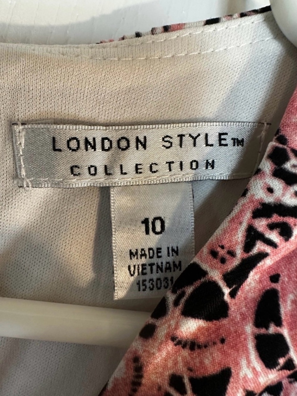 London Style Sleeveless Pink and Black Printed Maxi Dress - Picture 7 of 7